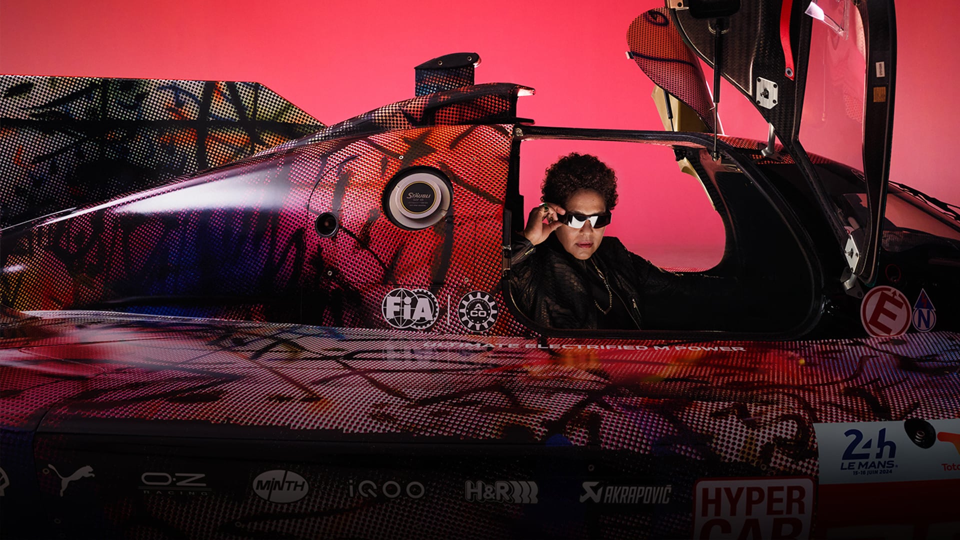 Julie Mehretu – dynamics in form