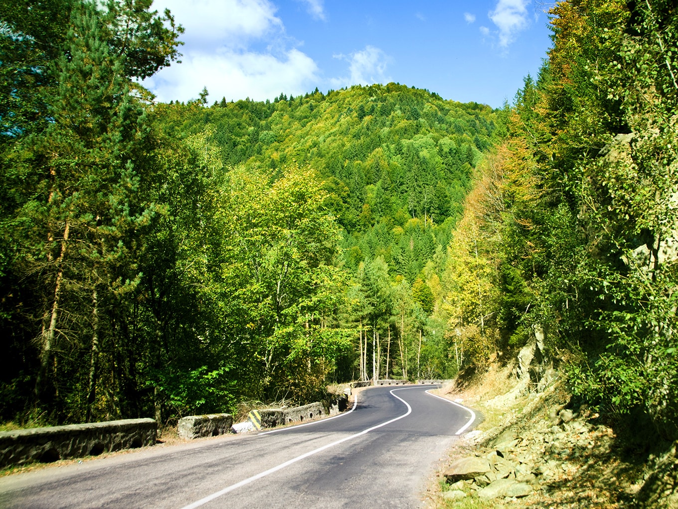 A Convertible Car Road Trip along the Transfăgărășan, Romania