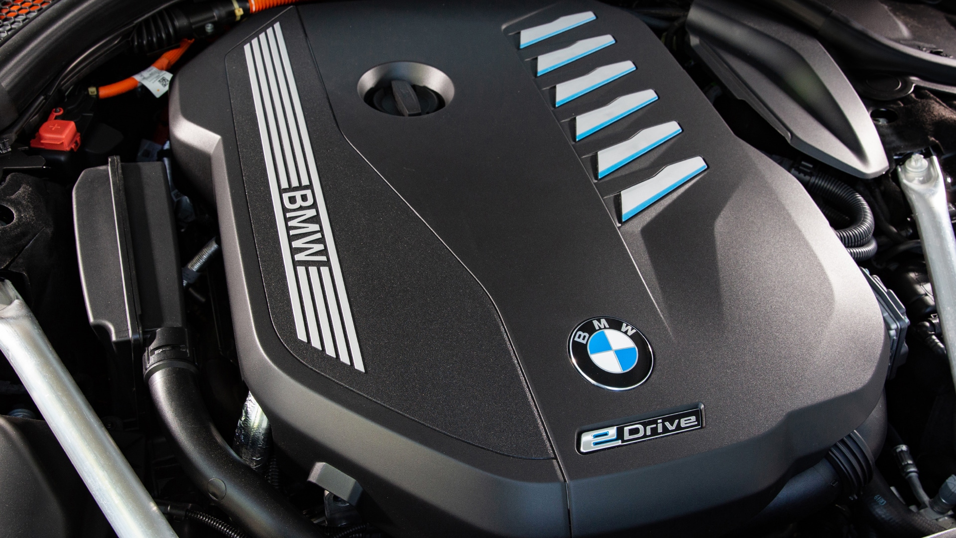 Bmw all wheel drive What does xdrive mean Xdrive meaning Bmw naming
